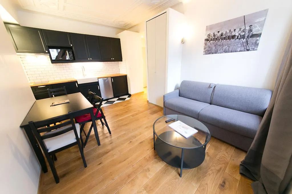 Intoparis Montparnasse I location